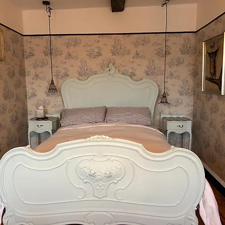 Moonfleet Boutique Skinningrove