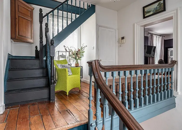 Moonfleet Boutique 3*