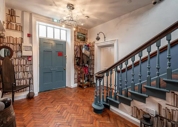 Moonfleet Boutique 3* Skinningrove