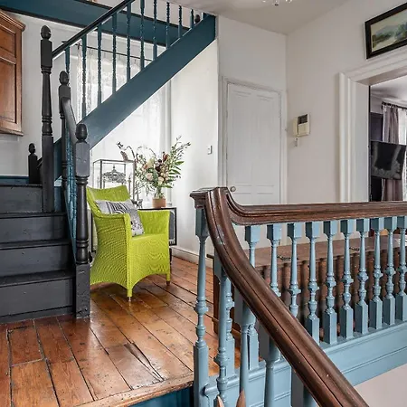 Moonfleet Boutique 3*